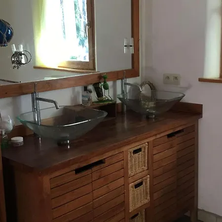 Maison Ecologique Avec Piscine Privee, Jusqu'a 6 Personnes - Fr-1-824-25 * Le Buisson-de-Cadouin