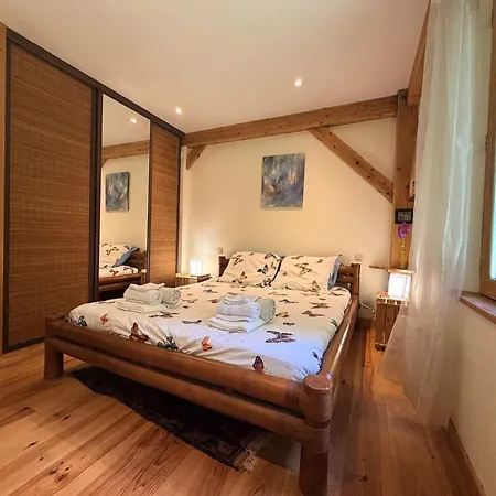 Feriehus Maison Ecologique Avec Piscine Privee, Jusqu'a 6 Personnes - Fr-1-824-25 Le Buisson-de-Cadouin