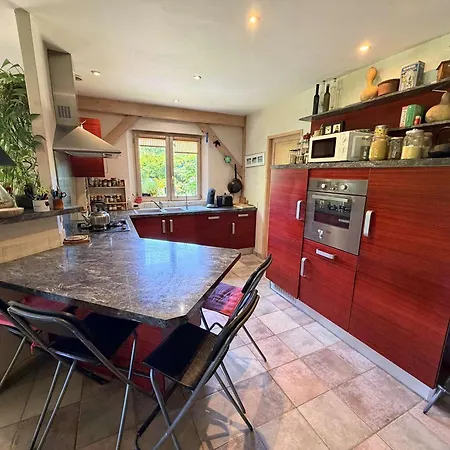 Ferienhaus Maison Ecologique Avec Piscine Privee, Jusqu'a 6 Personnes - Fr-1-824-25 *